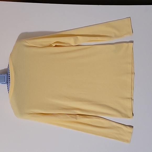 *2 for 1 Bargain, Yellow and Navy Long Sleeve Tops, size M - Picture 3 of 11